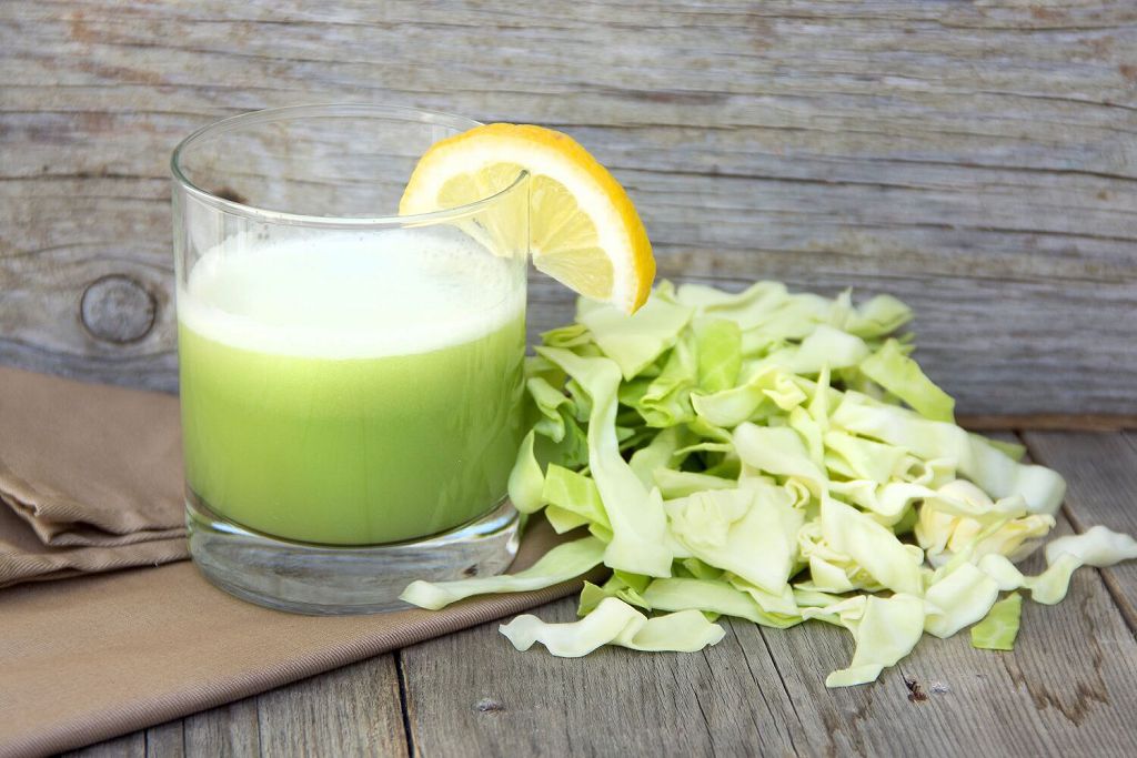 How to make cabbage juice.2
