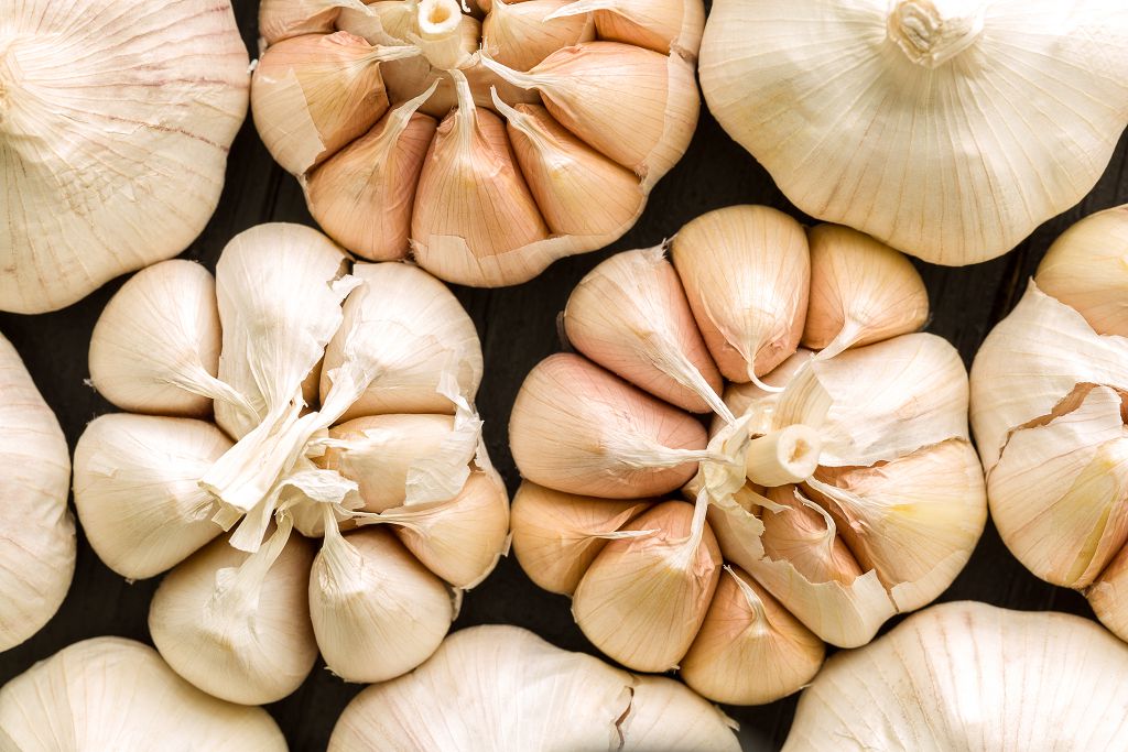 How to Know If Garlic Has Gone Bad.5