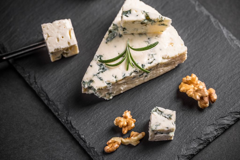 Looking for Gorgonzola cheese substitute.1.