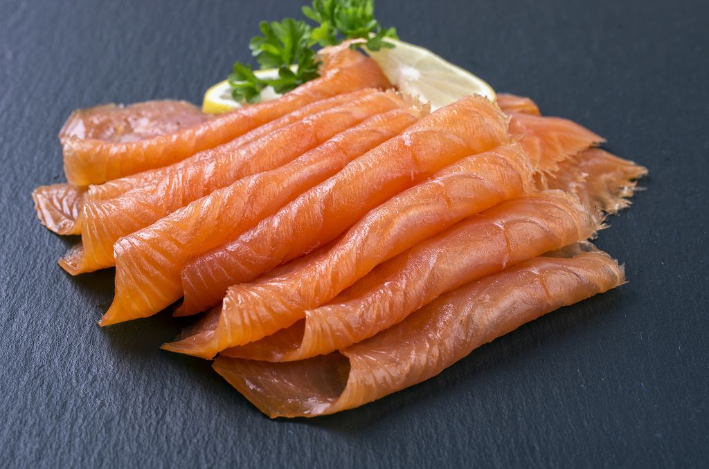 How to Tell if Salmon is Bad: What Does Bad Salmon Look Like? – Alaskan  Salmon Co.