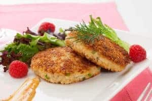 How to Cook Frozen Crab Cakes