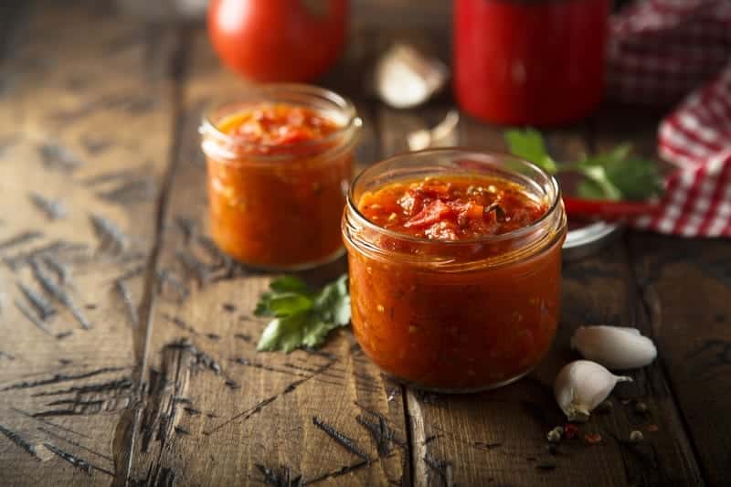 How to Thicken Homemade Tomato Sauce