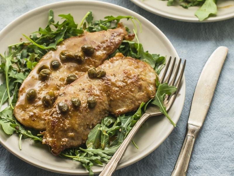 Veal scallopini with lemon and capers